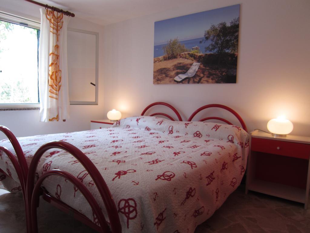 Casa Bianca Rais Gerbi Apartment Finale Phòng bức ảnh